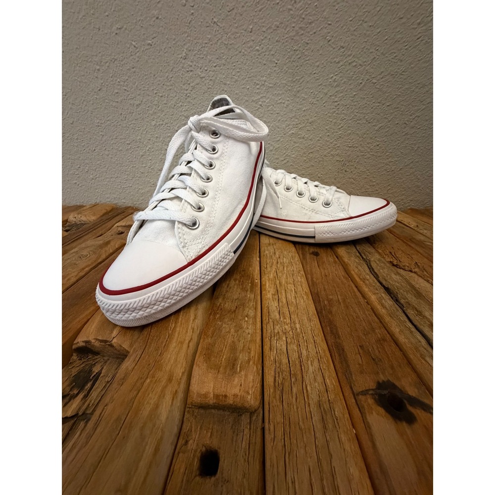 Converse Chuck Taylor All Star Low M11/W9 White Canvas Sneakers M7652